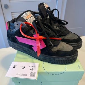Off-White Offcourt 3.0 Black & Pink Size 37EU/ 7US Sneakers (WORN ONCE)